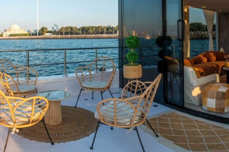 Corniche Yacht Rental Abu Dhabi 50 Raya 10 yacht rental Abu Dhabi