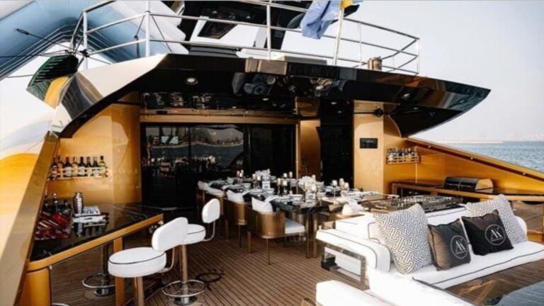Corporate Yacht Events Abu Dhabi 152 Elegant cabin onboard AK Royalty 136 yacht during Abu Dhabi Formula One weekend