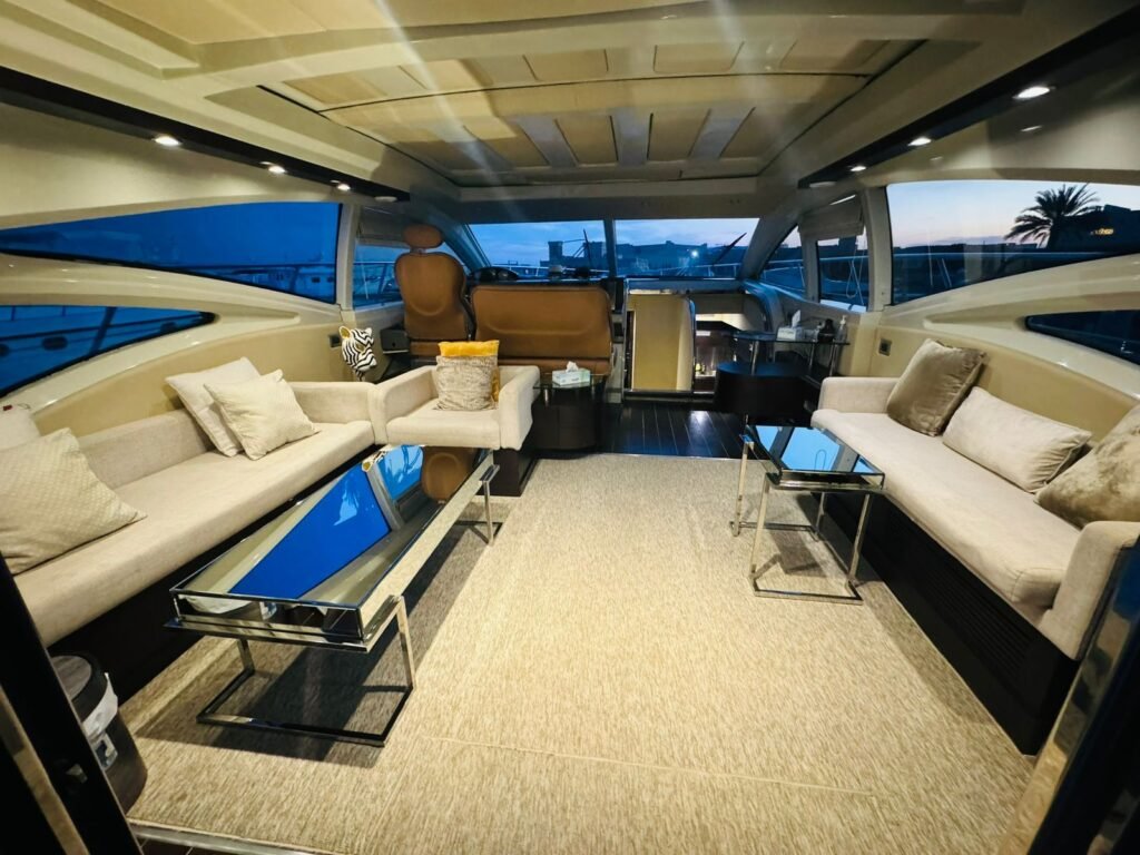 Yacht rental Abu Dhabi | Rent a Yacht Abu Dhabi 39 Rent a luxury yacht in Abu Dhabi for cruising, parties, and sunset experiences.