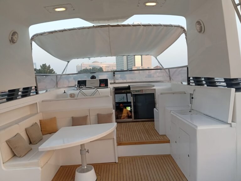 Corniche Yacht Rental Abu Dhabi 73 Raya 88 luxury yacht charter Abu Dhabi – premium 88-foot yacht docked at the marina for private hire