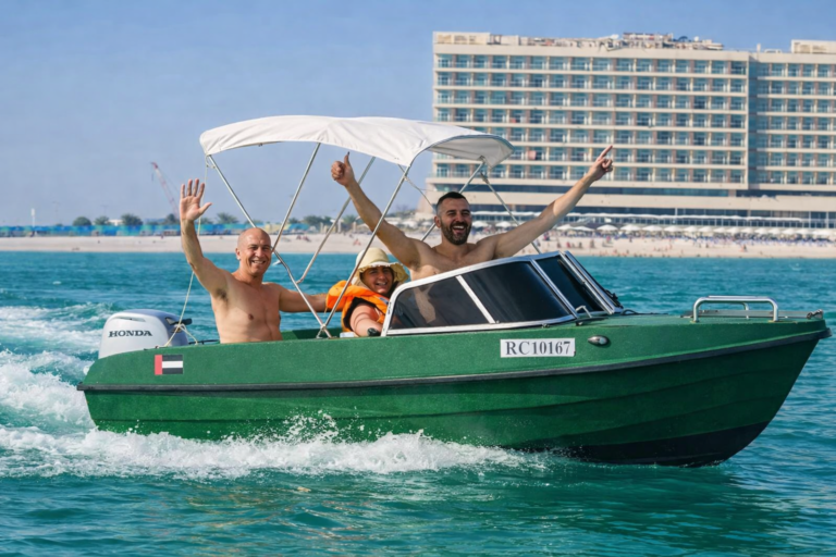 Corniche Yacht Rental Abu Dhabi 15 raya self drive boat